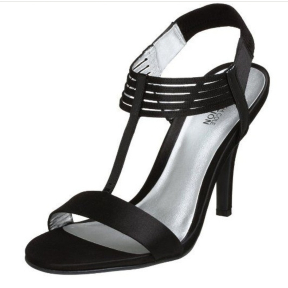Kenneth Cole Reaction Know Way Satin T Strap Black Heels. SIZE 8